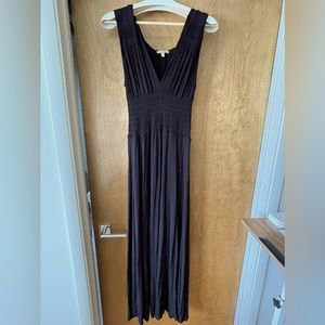 Anthropologie jersey maxi, plunging neckline